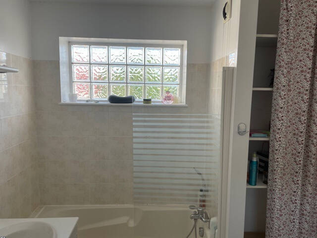 Rent apartment appartement 5 rooms 107.38 m² in Chamalières 63400 - 1 153 €