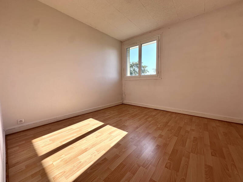 Rent apartment appartement 3 rooms 67.24 m² in Clermont-Ferrand 63100 - 700 €