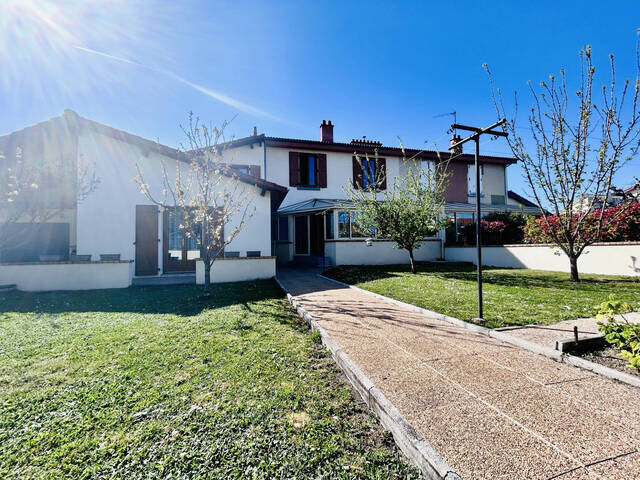 Acheter Maison 5 pièces 137.2 m² Clermont-Ferrand 63000