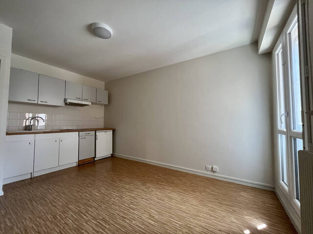 Location Appartement 1 pièce 23 m² Beaumont 63110