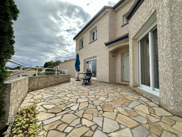 Vente Maison 7 pièces 165 m² Ceyrat 63122
