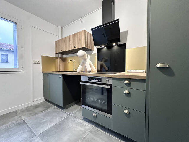 Rent Apartment appartement 2 rooms 64.85 m² Royat 63130