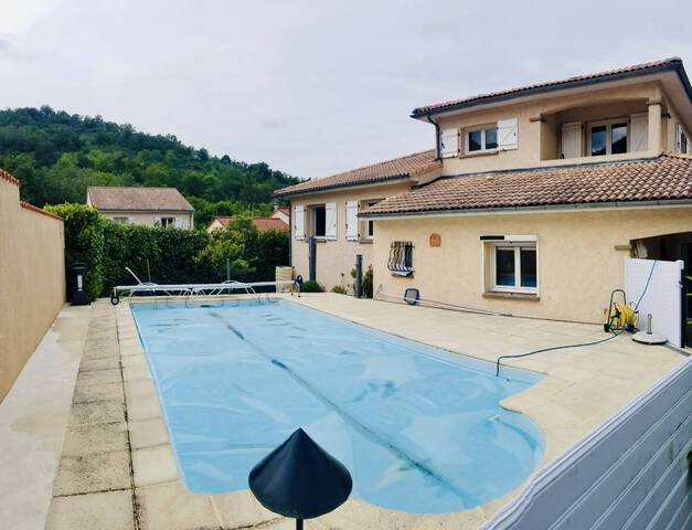 Vente Maison 7 pièces 170.62 m² Royat 63130