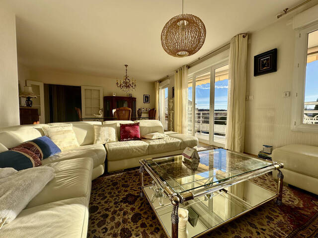 Acheter Appartement 5 pièces 100.5 m² Clermont-Ferrand 63000