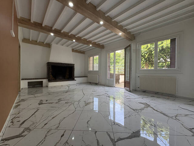 Vente Maison 4 pièces 129.3 m² Thiers 63300