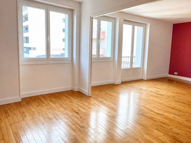 Buy Apartment appartement 4 rooms 68.02 m² Clermont-Ferrand 63000