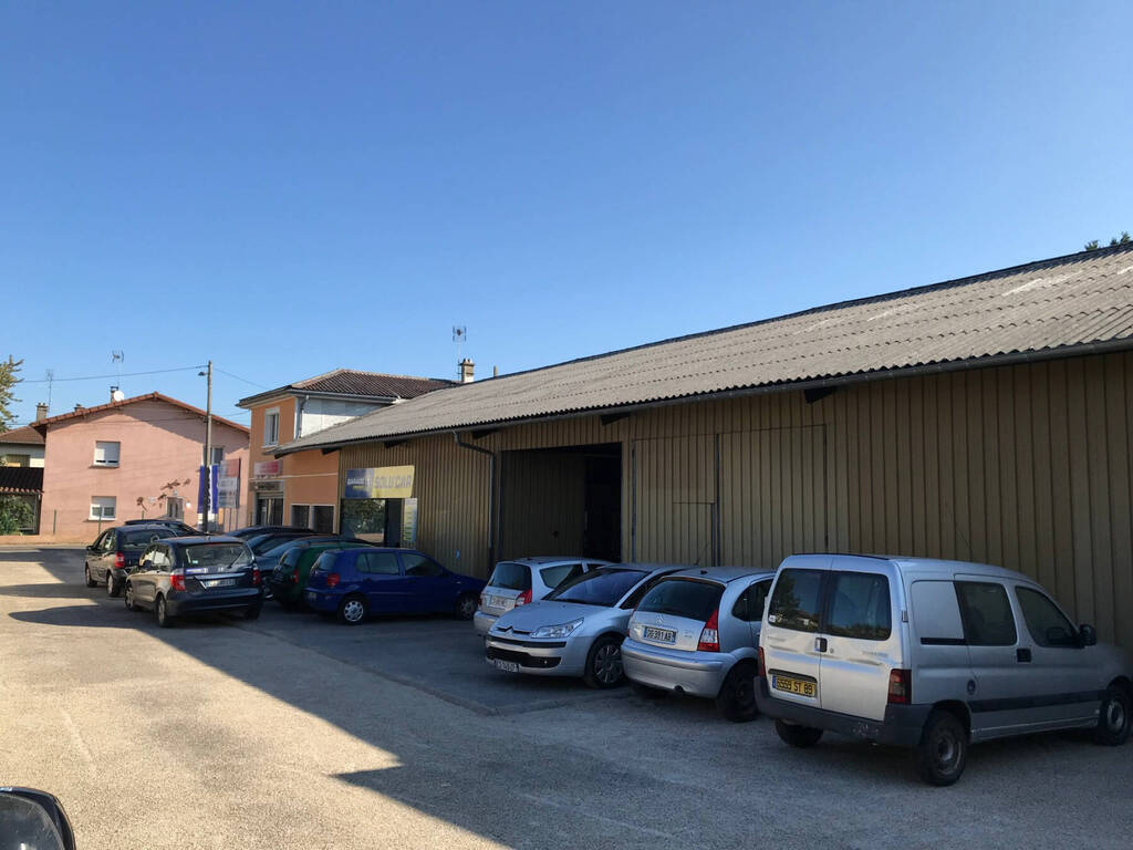 Vendu Immeuble 40 m² Bourg-en-Bresse 01000