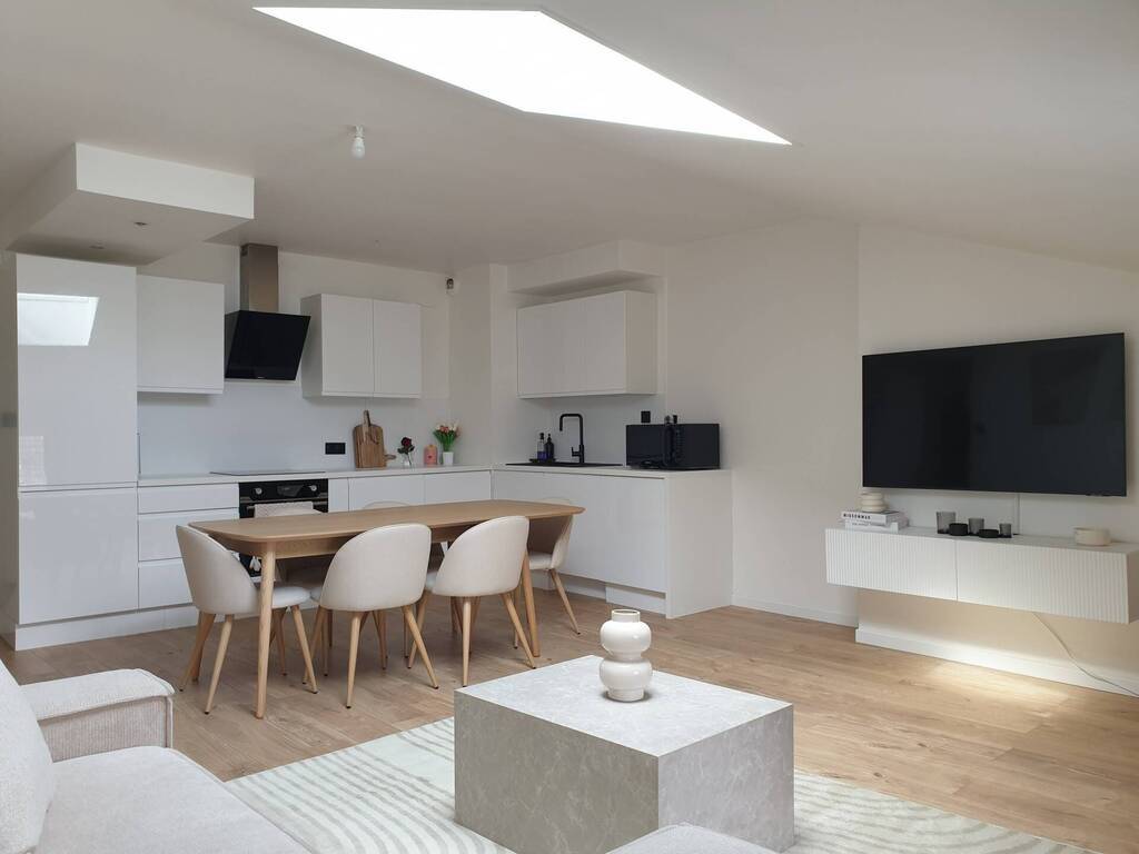 Buy Apartment appartement 4 rooms 90 m² Bourg-en-Bresse 01000