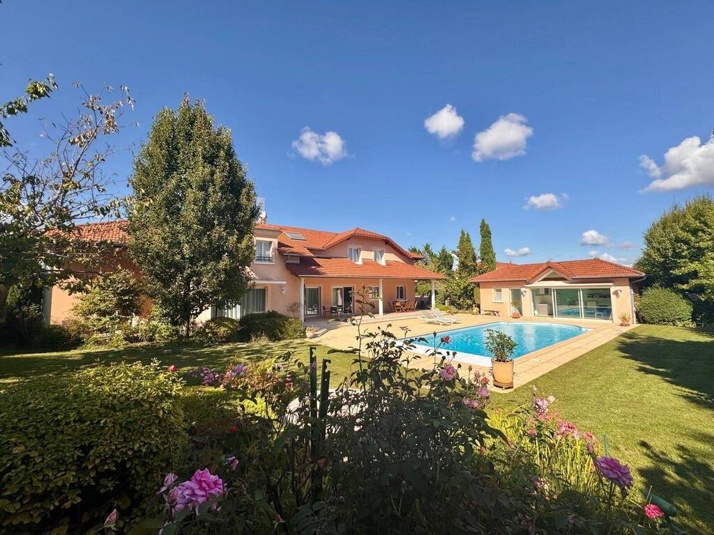 Vente Maison d'architecte 11 pièces Péronnas 01960