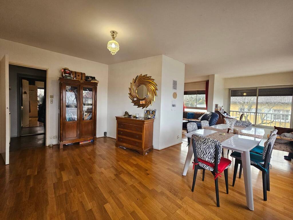 Vente Appartement 4 pièces 86 m² Bourg-en-Bresse 01000