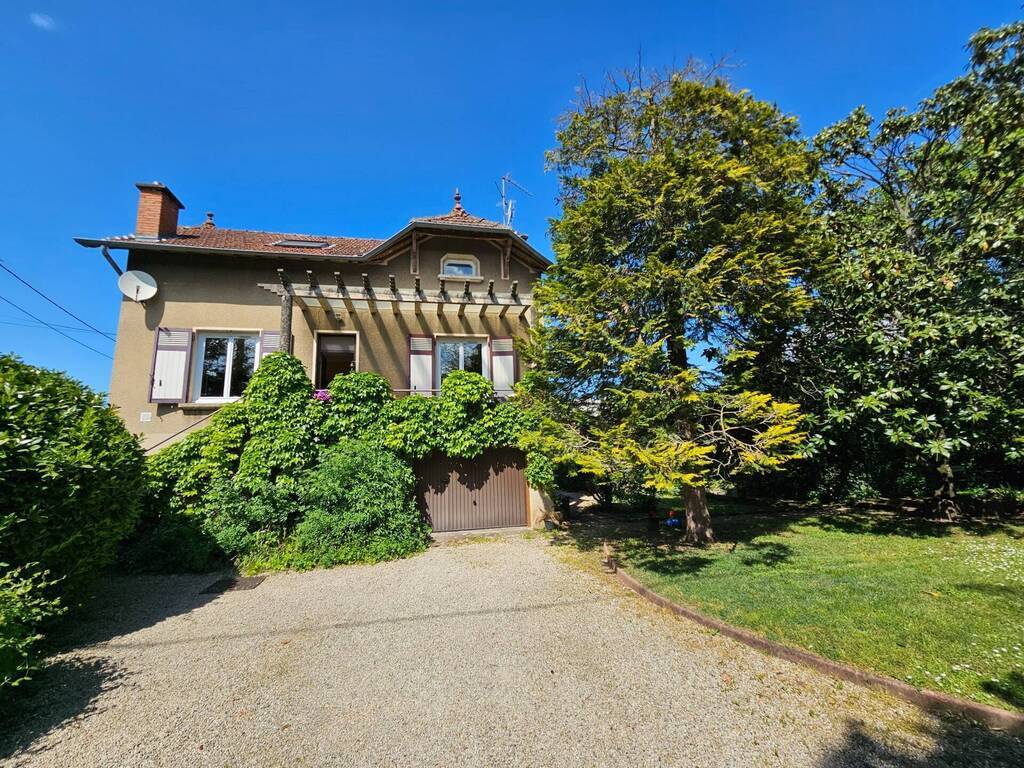 Vente Maison 5 pièces 120 m² Bourg-en-Bresse 01000