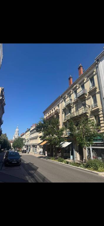 Vente Appartement 3 pièces Bourg-en-Bresse 01000
