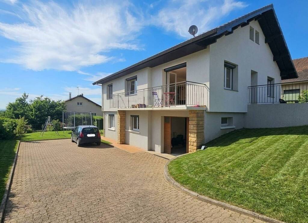 Vente Maison 6 pièces 135 m² Saint-Amour 39160