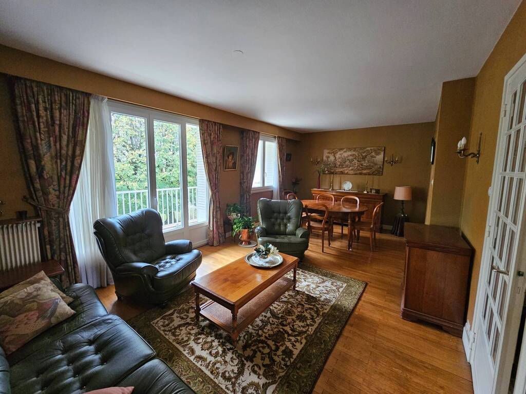 Vente Appartement 5 pièces 83.89 m² Bourg-en-Bresse 01000