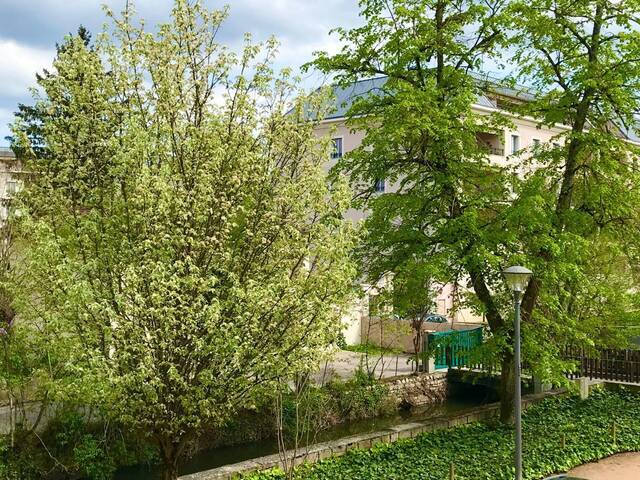 Buy Apartment appartement 4 rooms 82 m² Bourg-en-Bresse 01000