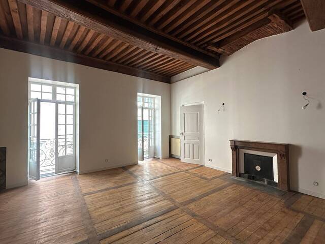 Buy Apartment appartement 2 rooms Bourg-en-Bresse 01000