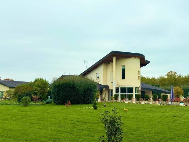 Vente Maison d'architecte 6 pièces Bourg-en-Bresse 01000