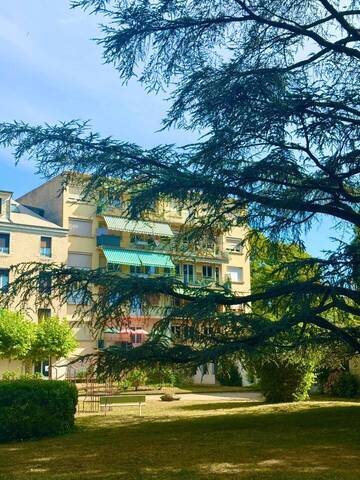 Buy Apartment appartement 4 rooms 104 m² Bourg-en-Bresse 01000