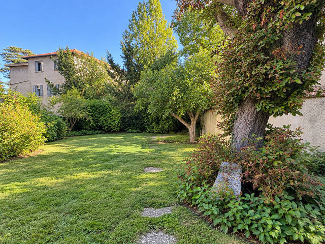 Vente Appartement 6 pièces Bourg-en-Bresse 01000