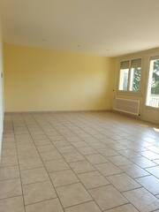 Vendu Appartement 4 pièces 94 m² Bourg-en-Bresse 01000