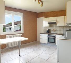 Buy House maison 6 rooms 132 m² Bourg-en-Bresse 01000