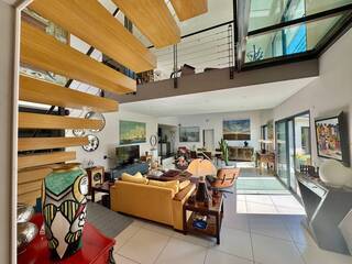 Buy House maison d'architecte 8 rooms 260 m² Montagnat 01250