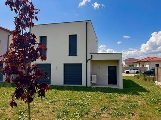 Vente Maison 5 pièces 104 m² Bourg-en-Bresse 01000