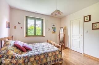 Buy House maison de ville 7 rooms 300 m² Jujurieux 01640