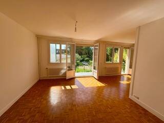 Vente Appartement 4 pièces Bourg-en-Bresse 01000