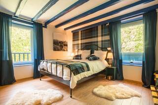 Vente Maison 12 pièces 540 m² Bourg-en-Bresse 01000