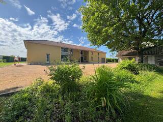 Vente Maison fermette 9 pièces Bourg-en-Bresse 01000