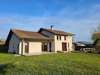 Vente Maison 6 pièces 128 m² Saint-Étienne-du-Bois 01370
