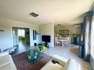 Vente Appartement 4 pièces 104 m² Bourg-en-Bresse 01000