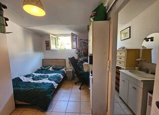 Buy Building immeuble Bourg-en-Bresse 01000