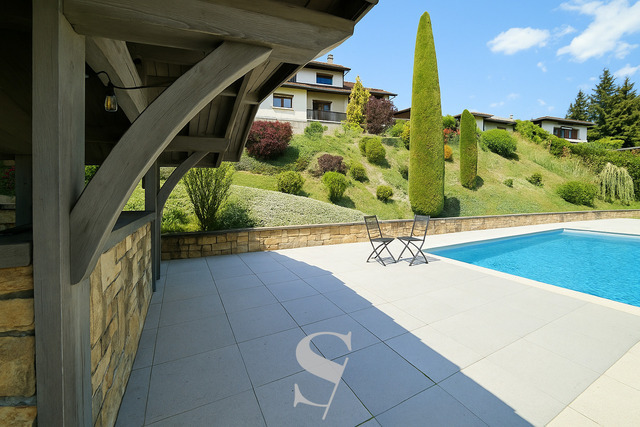 Sale House maison individuelle 8 rooms 328 m² Poisy (74330)
