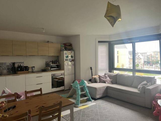 Location Appartement t3 61 m² Dinard 35800