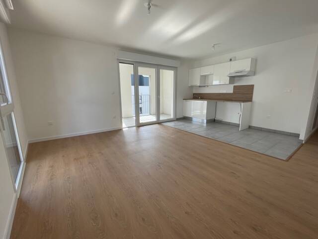 Location Appartement t3 61 m² Couëron 44220 CENTRE VILLE