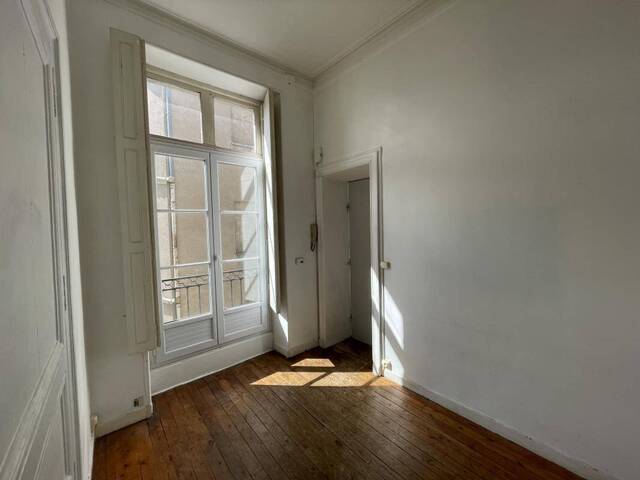Location Appartement t3 56 m² Nantes 44000 DOBREE