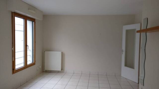 Location Appartement studio 1 pièce 23 m² Nantes 44000