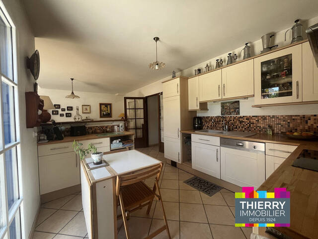 Vente Maison 6 pièces 150 m² Saint-Suliac 35430