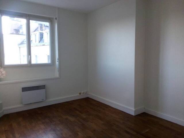 Location Appartement studio 1 pièce 21 m² Nantes 44000