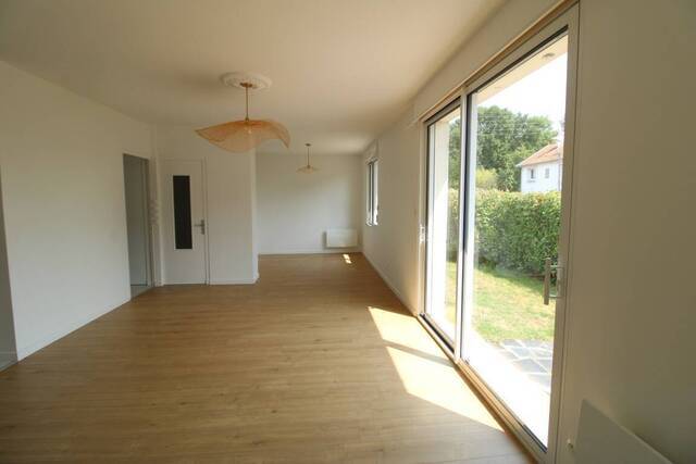 Location Maison individuelle 4 pièces 82 m² Nantes 44300