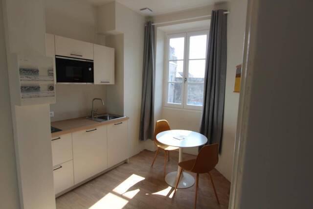 Location Appartement t1 bis 28 m² Nantes 44000 VIARME