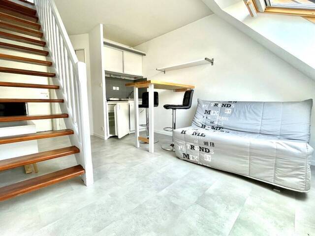 Location Appartement duplex/triplex 1 pièce 17 m² Rennes 35000 Saint-Brieuc