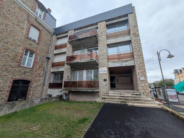 Location Appartement t1 39 m² Dinard 35800