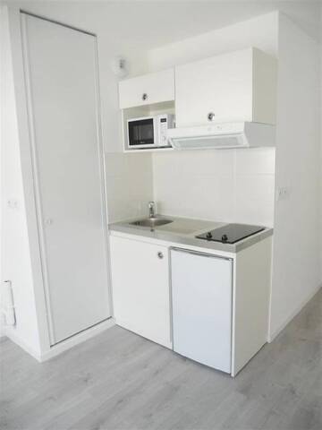 Location Appartement studio 1 pièce 30 m² Nantes 44000