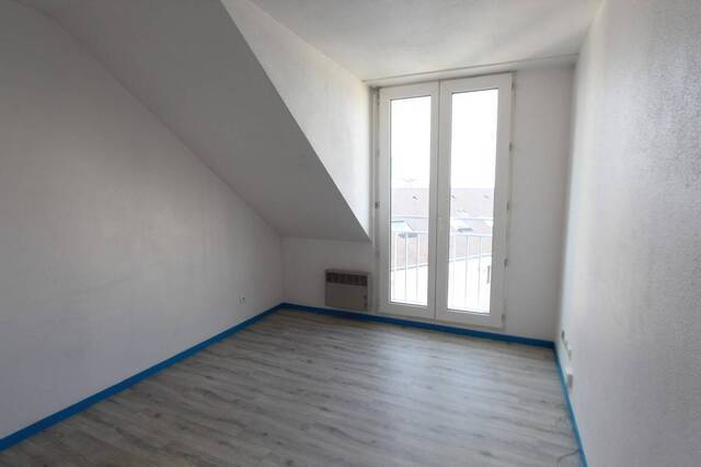 Location Appartement studio 1 pièce 17 m² Nantes 44000 Cité des congrès
