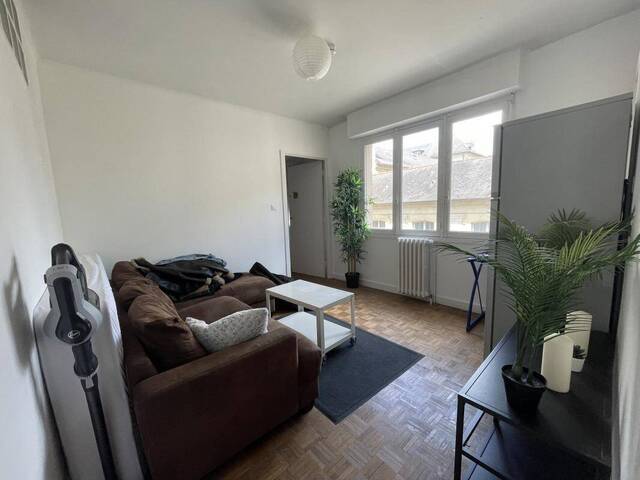 Location Appartement chambre 1 pièce 21 m² Rennes 35700