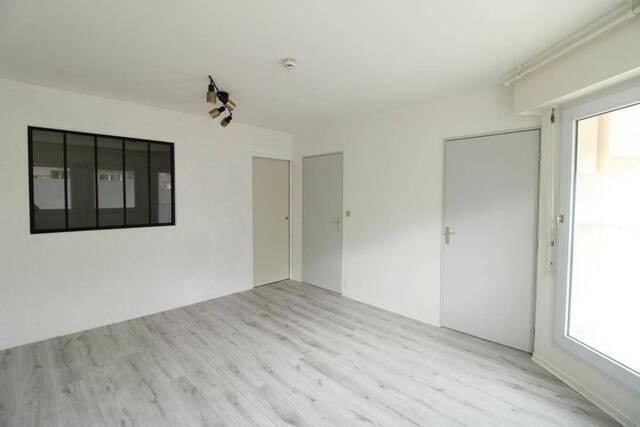 Location Appartement studio 1 pièce 32 m² Nantes 44100