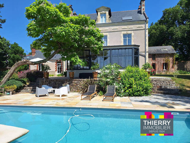 Vente Maison 10 pièces 268 m² Mauves-sur-Loire 44470
